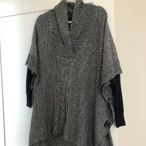 Poncho sweater